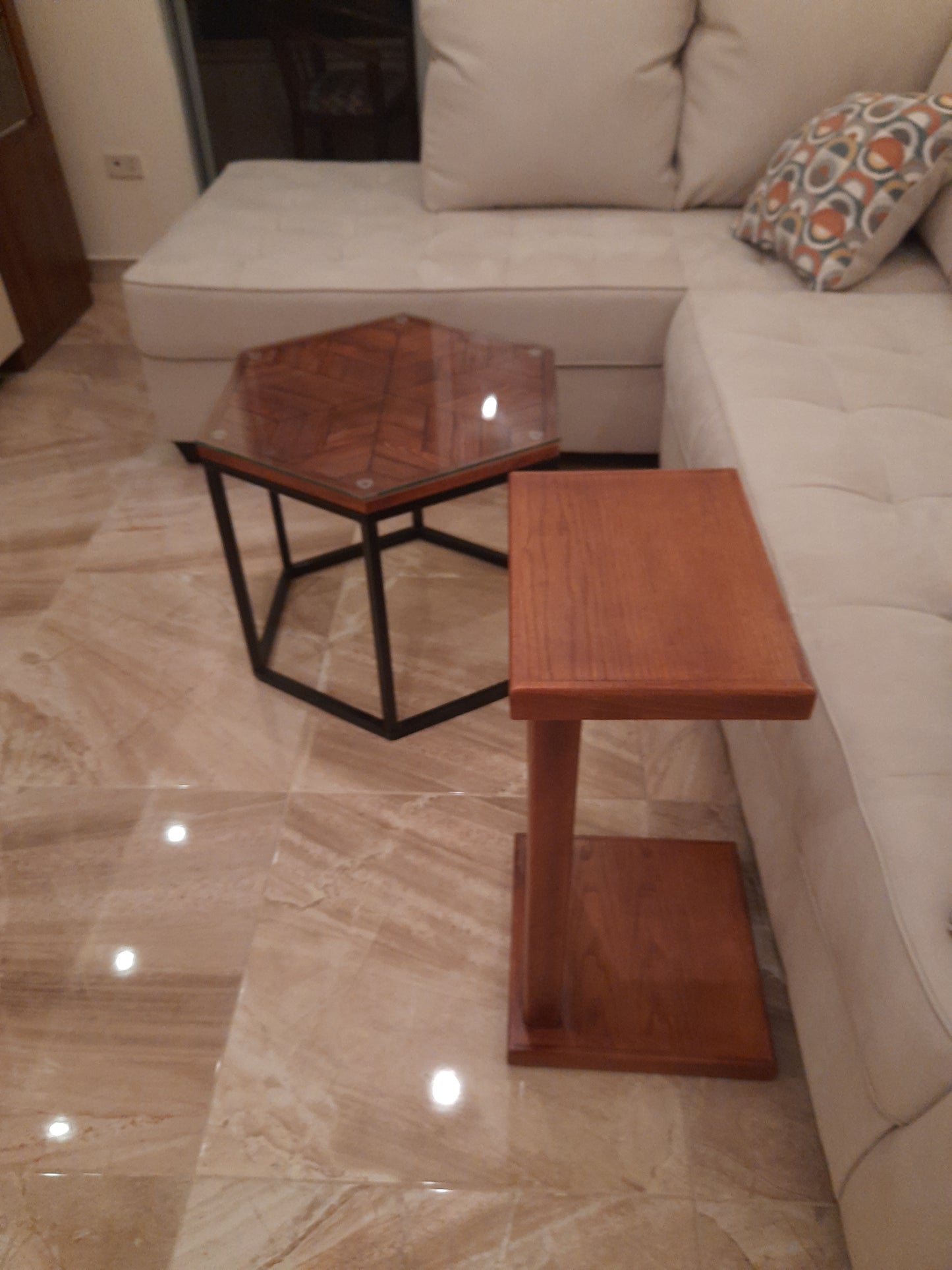 Hexable Table