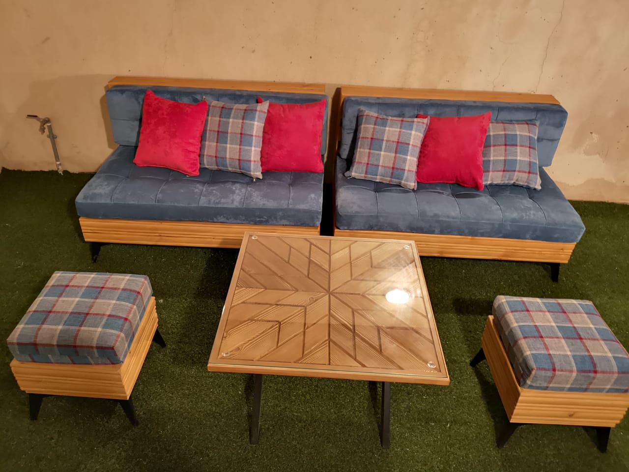 Outdoor Seating